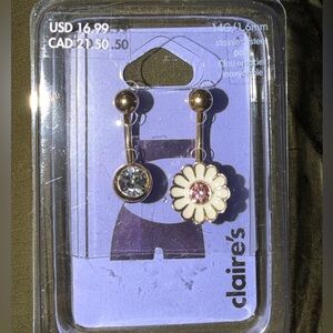 Claire's White and Pink Flower bellybutton piercing. NWT.